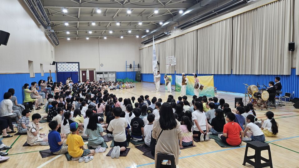 06.18 장곡초 측면.jpg