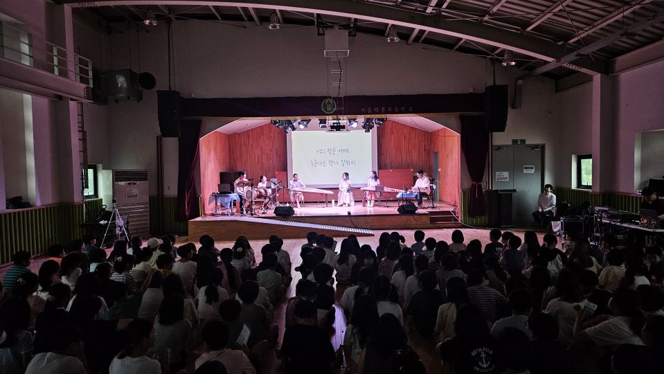 07.16 태릉초 정면.jpg