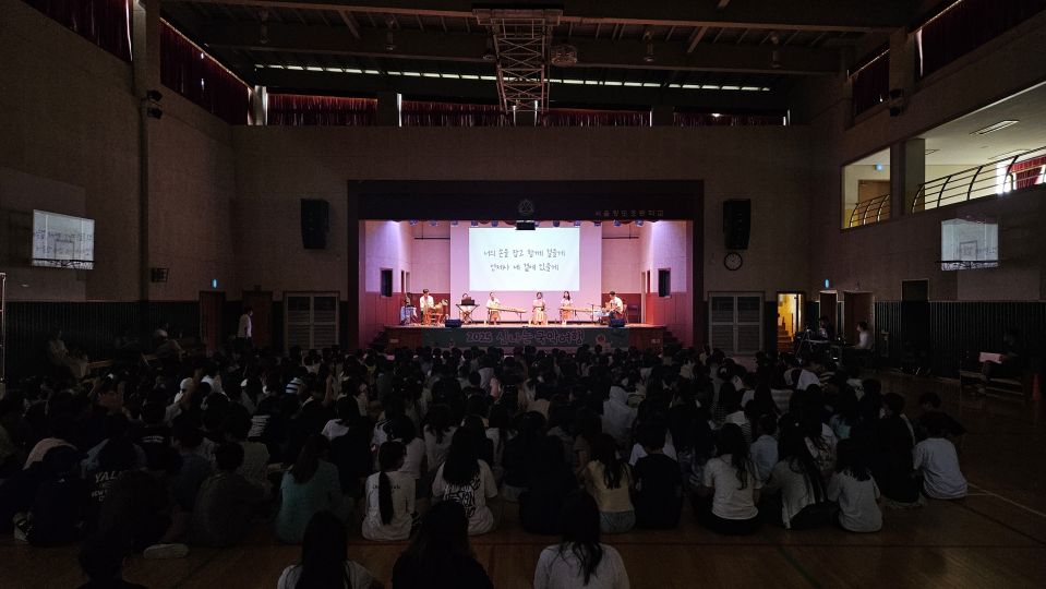 07.23 창도초 정면.jpg