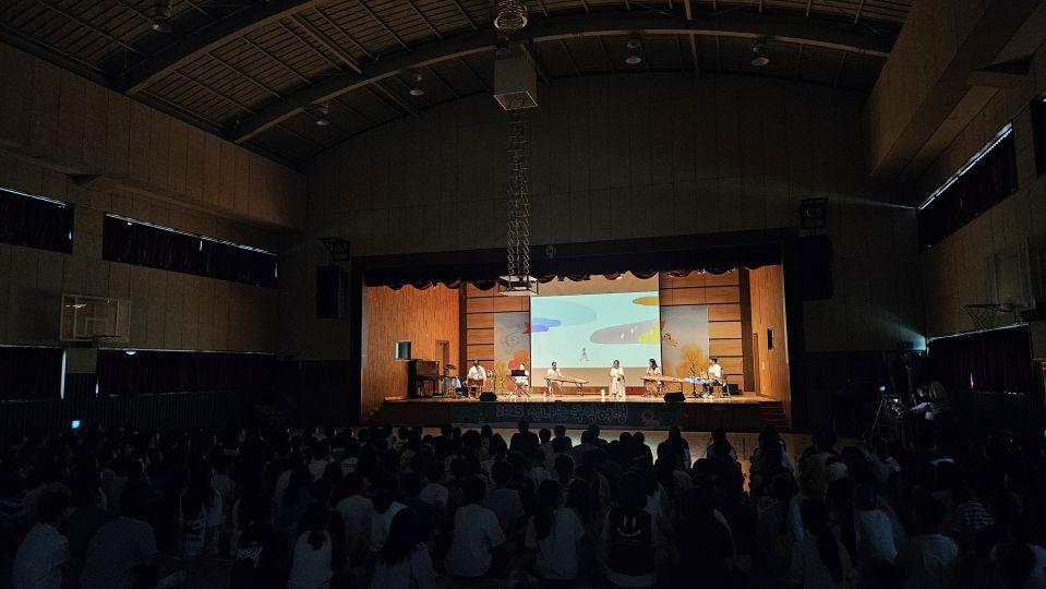 08.19 서정초 측면.jpg