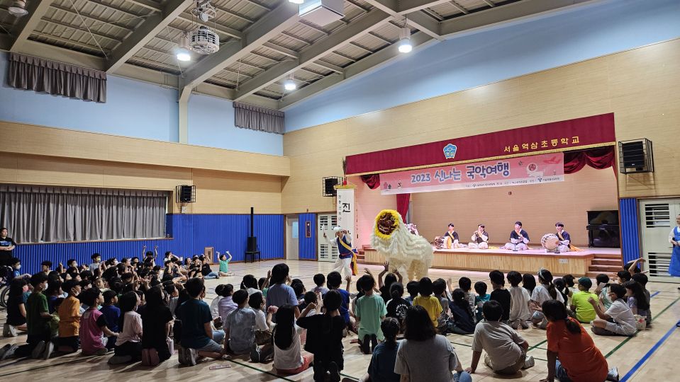 06.20 역삼초 측면.jpg