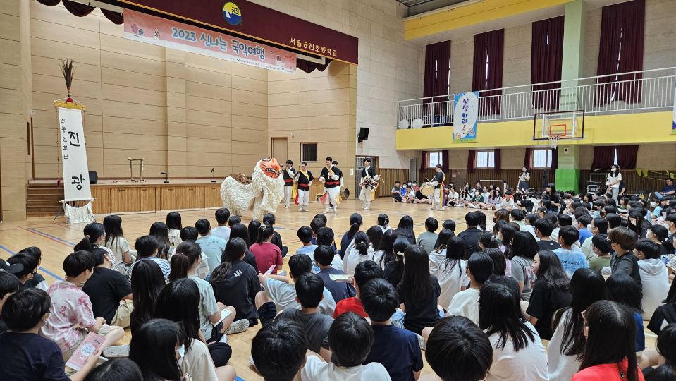 07.18 공진초 측면.jpg