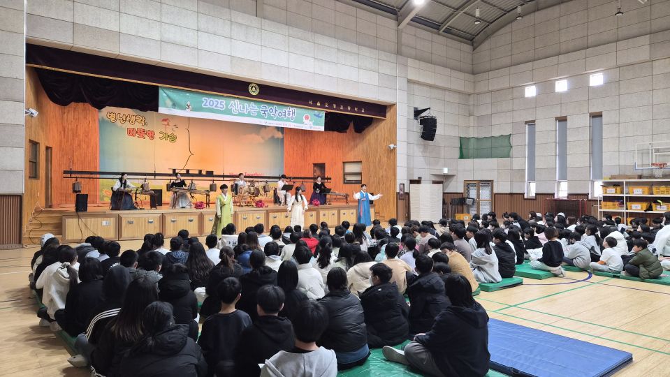 11.17 오정초 측면.jpg