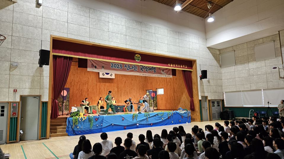 08.25 영덕초 측면.jpg