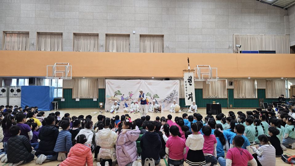 11.08 누원초 정면.jpg