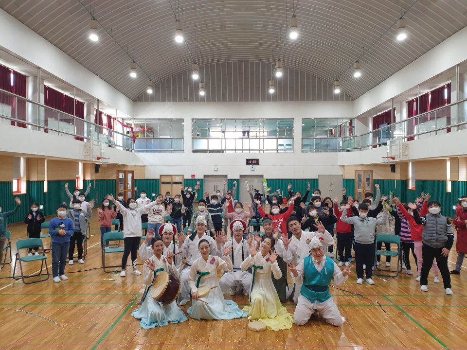 [2020신나는국악여행]느닷컴퍼니 - 계냠초등학교(1015)_2.jpg