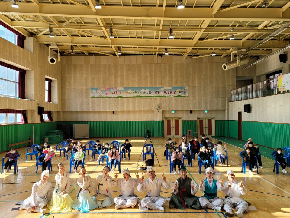 [2020신나는국악여행]느닷컴퍼니 - 미아초등학교(1123)_2.jpg