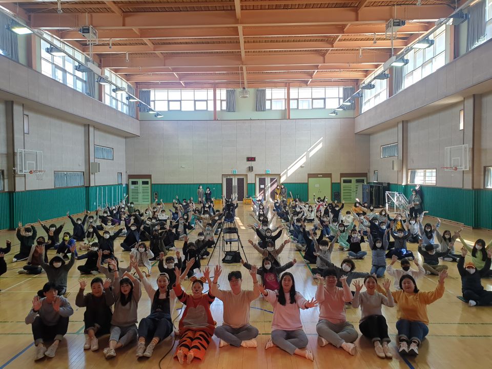 [2020신나는국악여행]국악컨텐츠랩 여루 - 방산초등학교(1023)_2.jpg